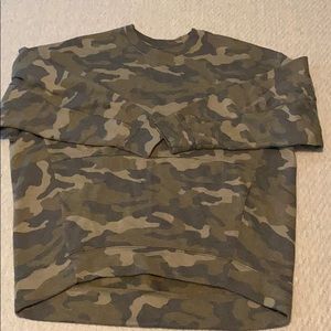 Camo sweatshirt